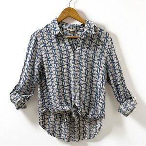 Anthro Jane and Delancey Blue Jumping Foxes Animal Print Tie Front Blouse L